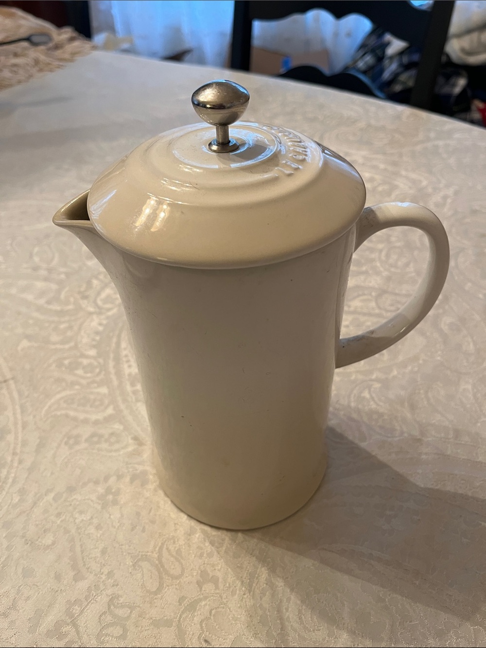 Le Creuset French Press Cream Ceramic Coffee Press with Silver Knob EUC